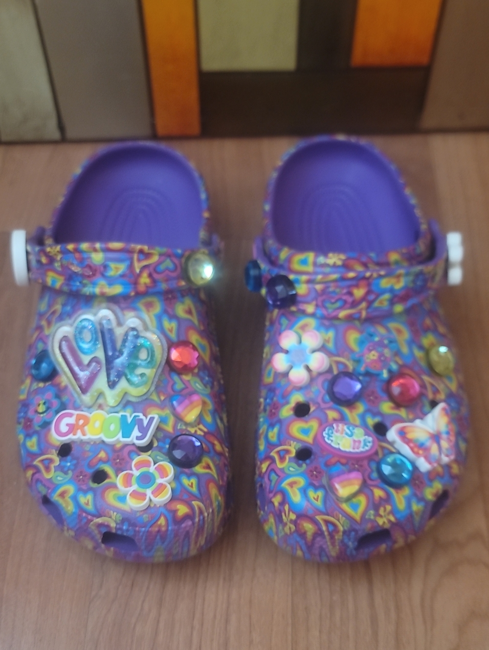 Lisa Frank Limited Edition  Purple Groovy Printed Clogs with Charms W8